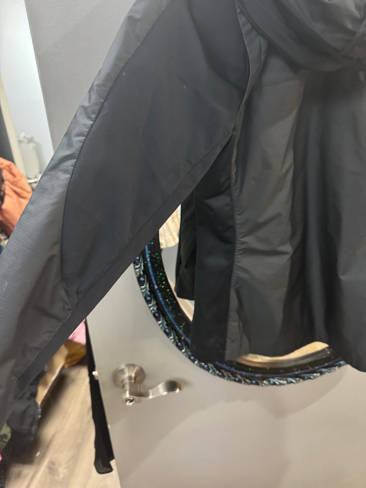 Nike Storm Fit Size XS Black Nylon Jacket