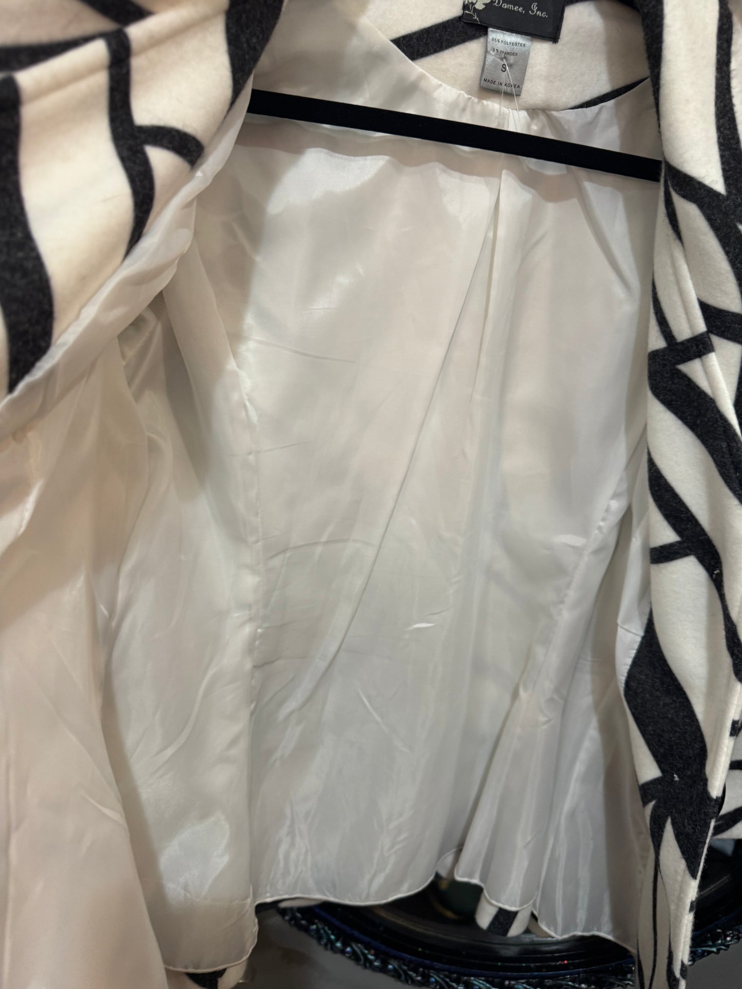 Beautiful Coat - Size Small