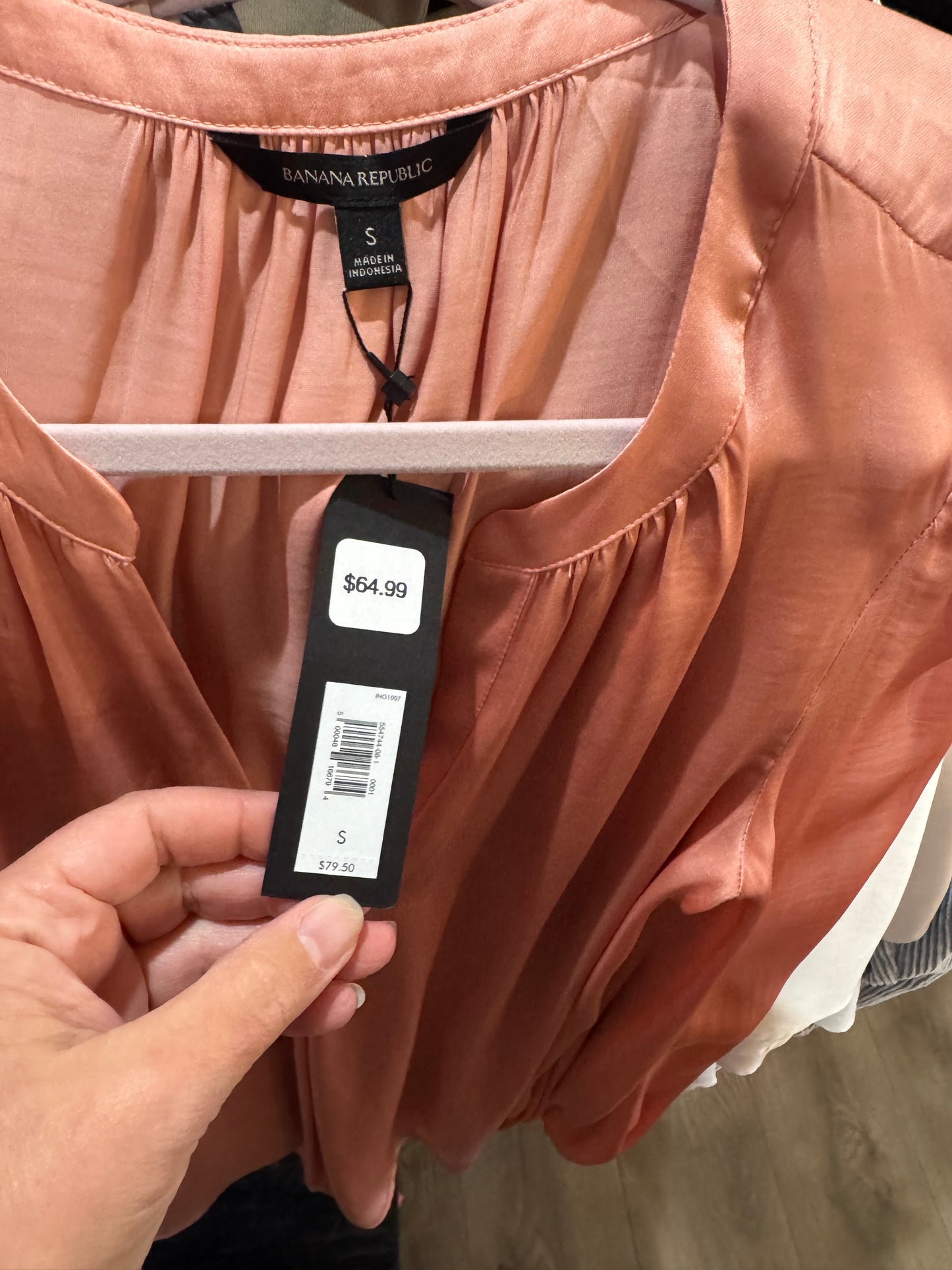 Banana Republic coral colored top