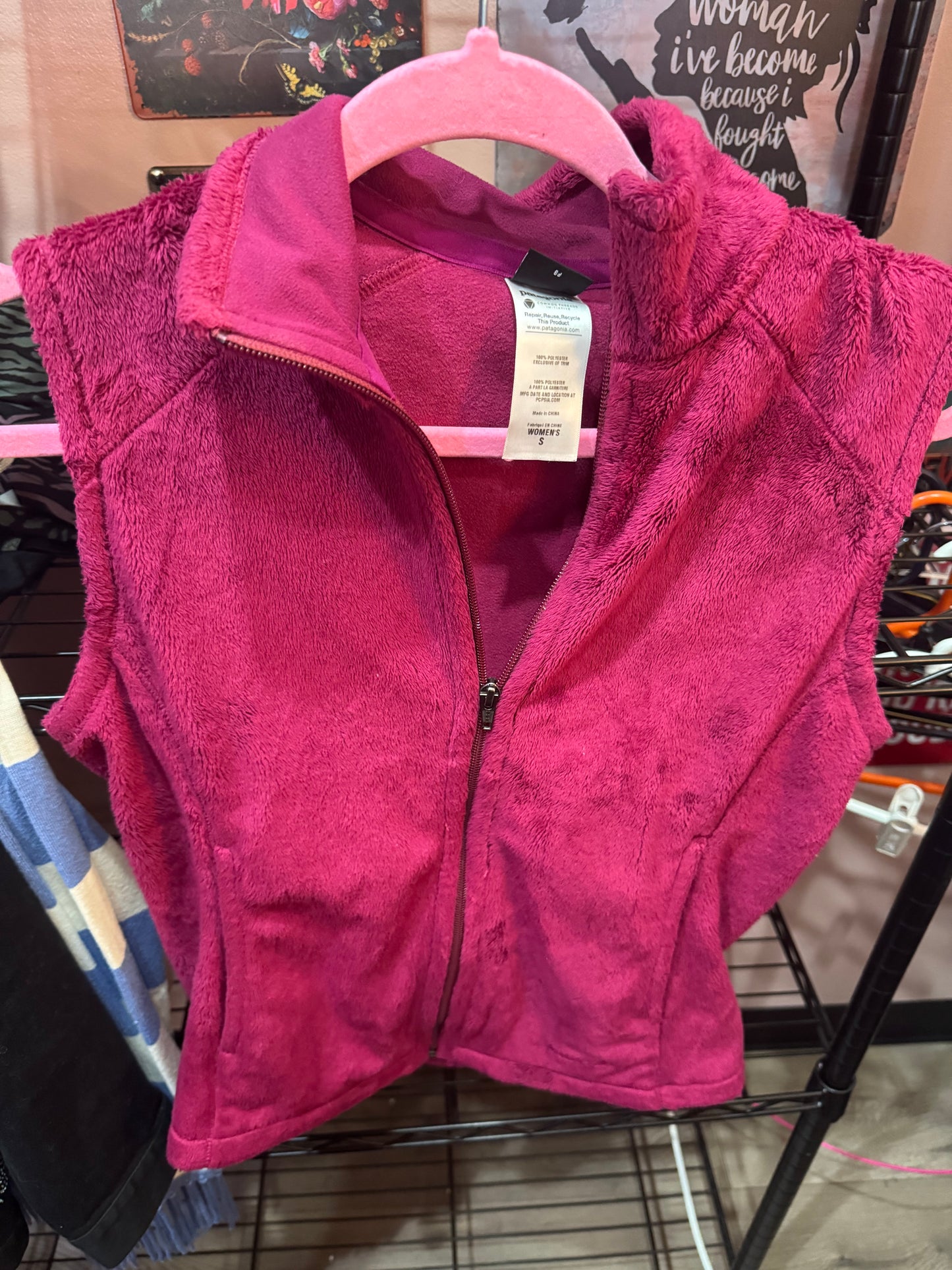 Patagonia Vest - Shade of Red/Cranberry - Size Small