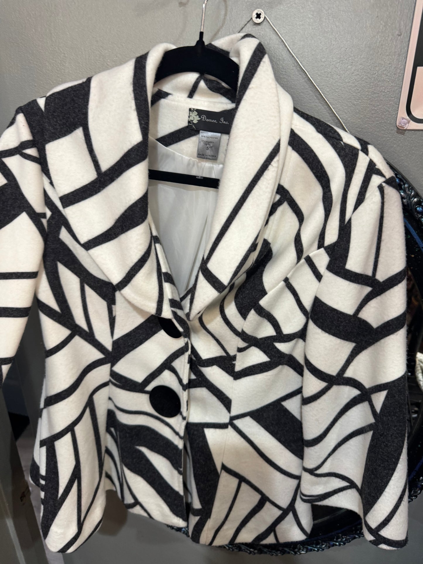 Beautiful Coat - Size Small