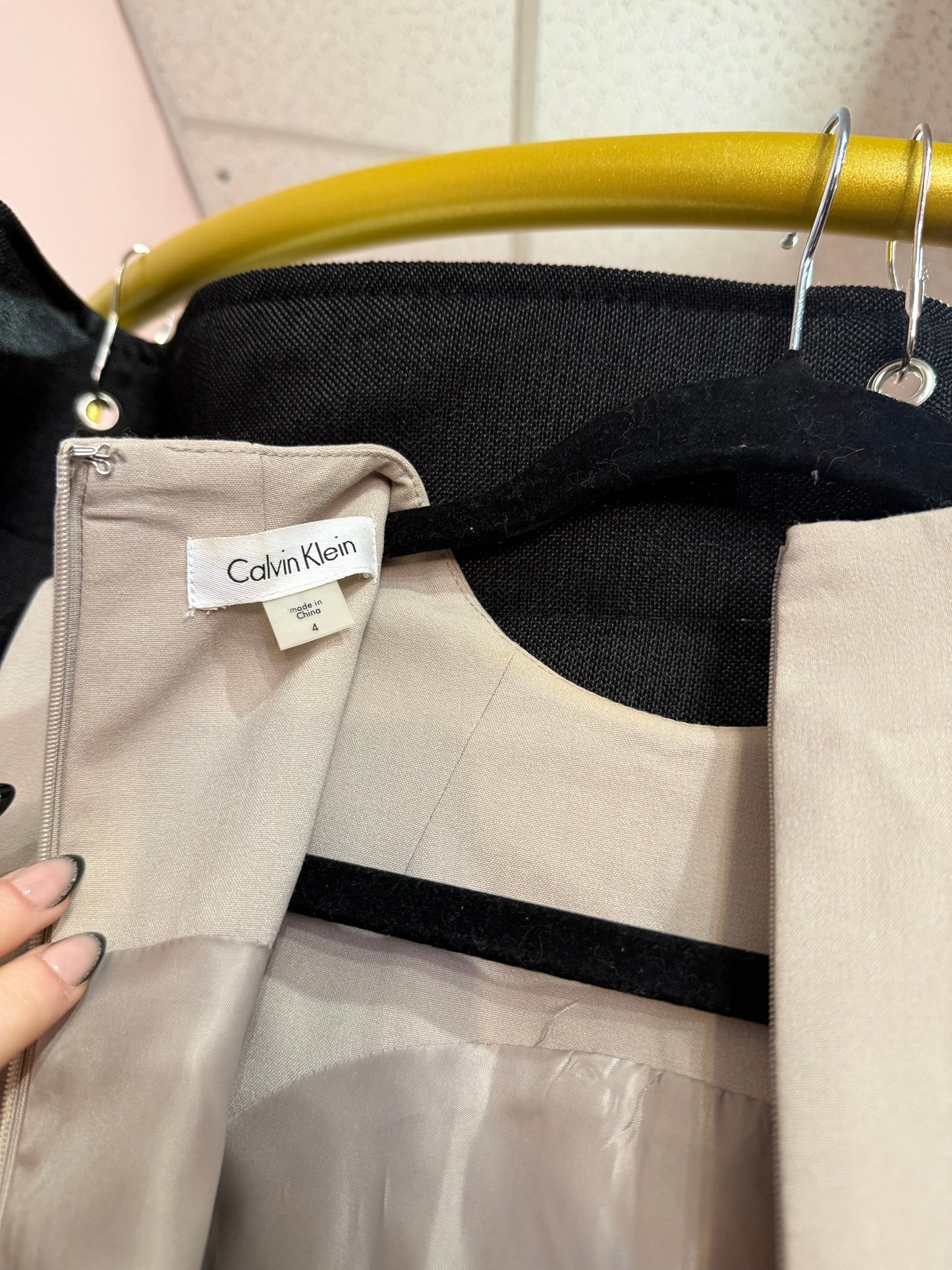 Calvin Klein Size 4 Dress - Sleeveless