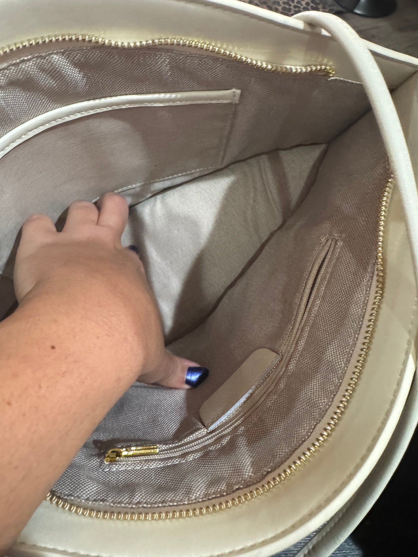 White Shoulder Bag - Great Condition