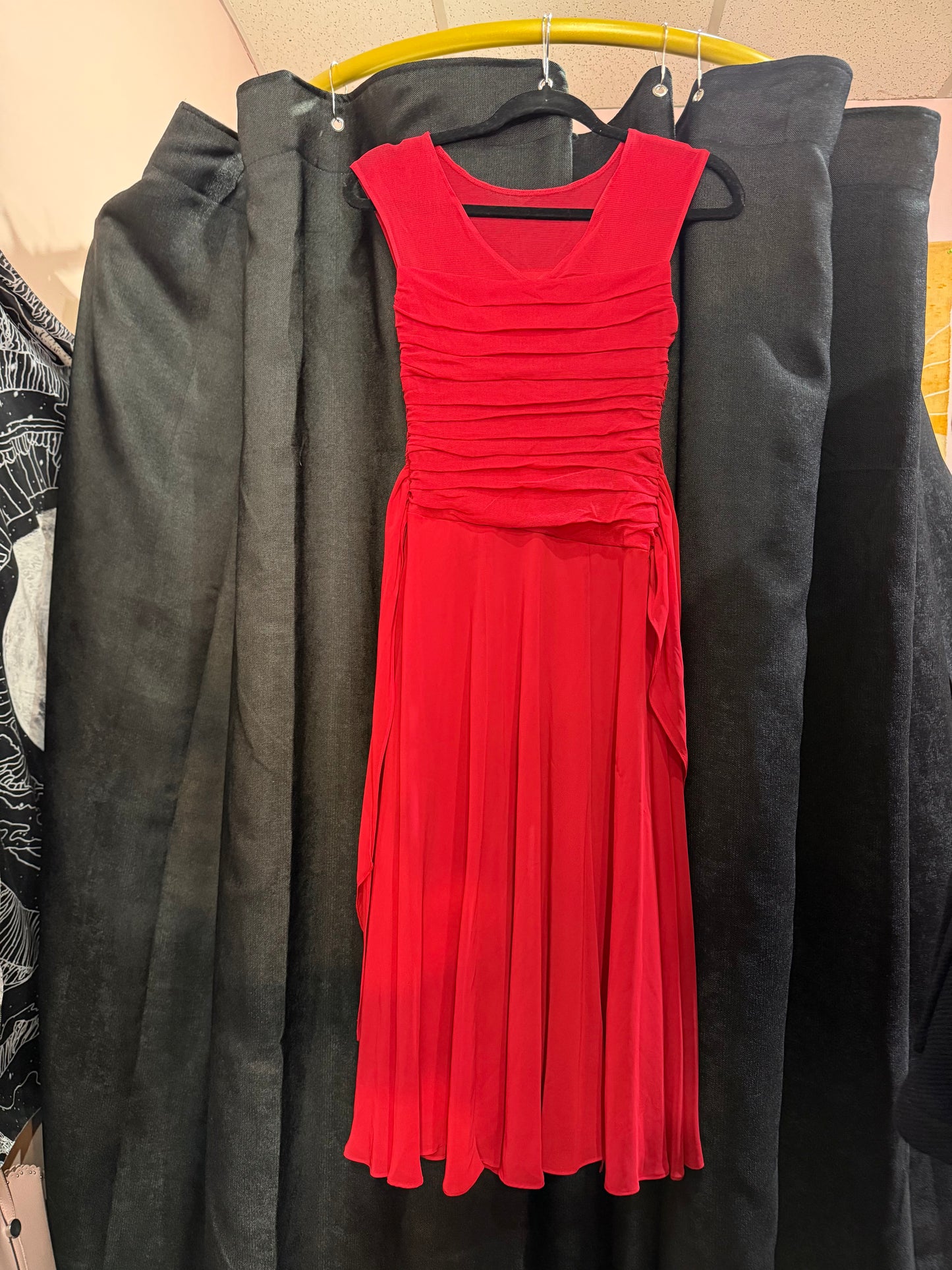 Red Sleeveless Dress - Size 6P