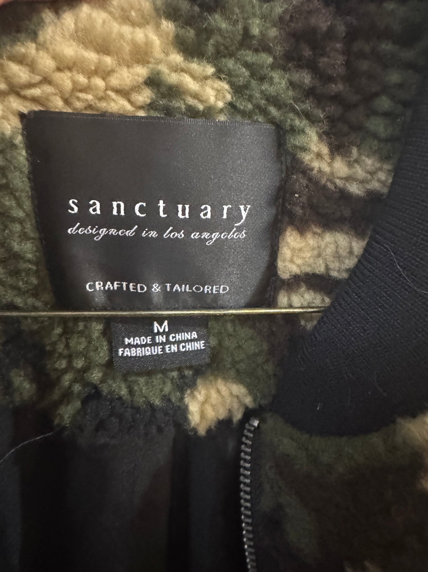Sanctuary Jacket - Camo Blend - Size Medium