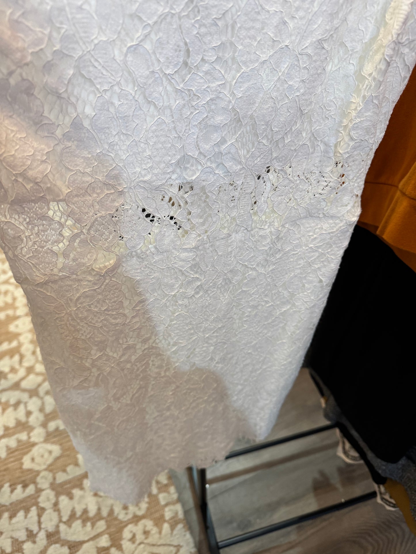 White Lace Sleeveless Dress - Superdo Brand.