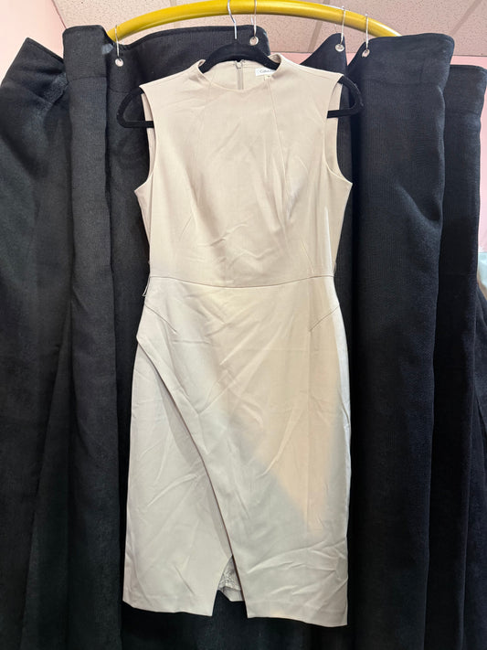 Calvin Klein Size 4 Dress - Sleeveless