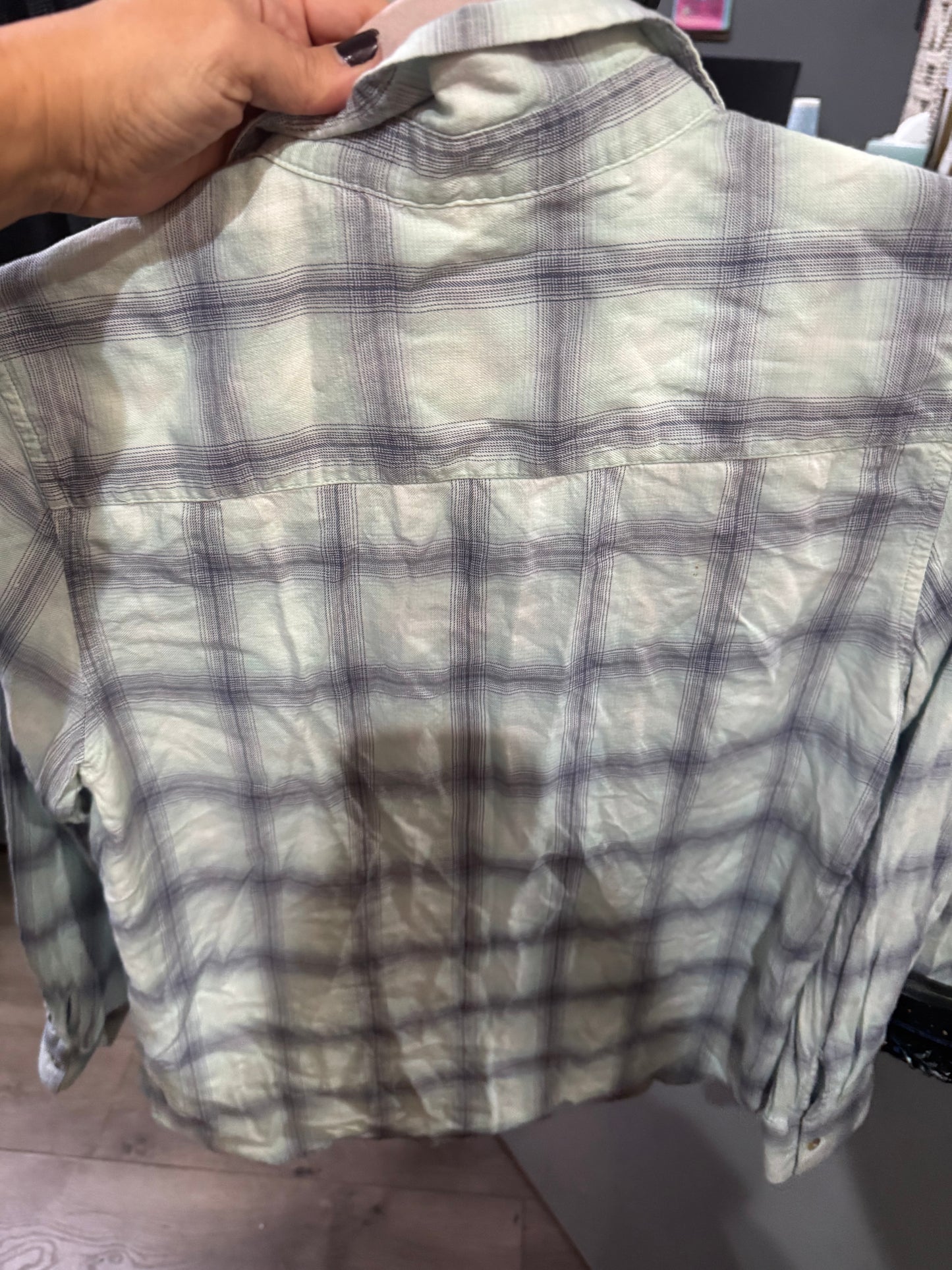 AEO Flannel Button Up size small