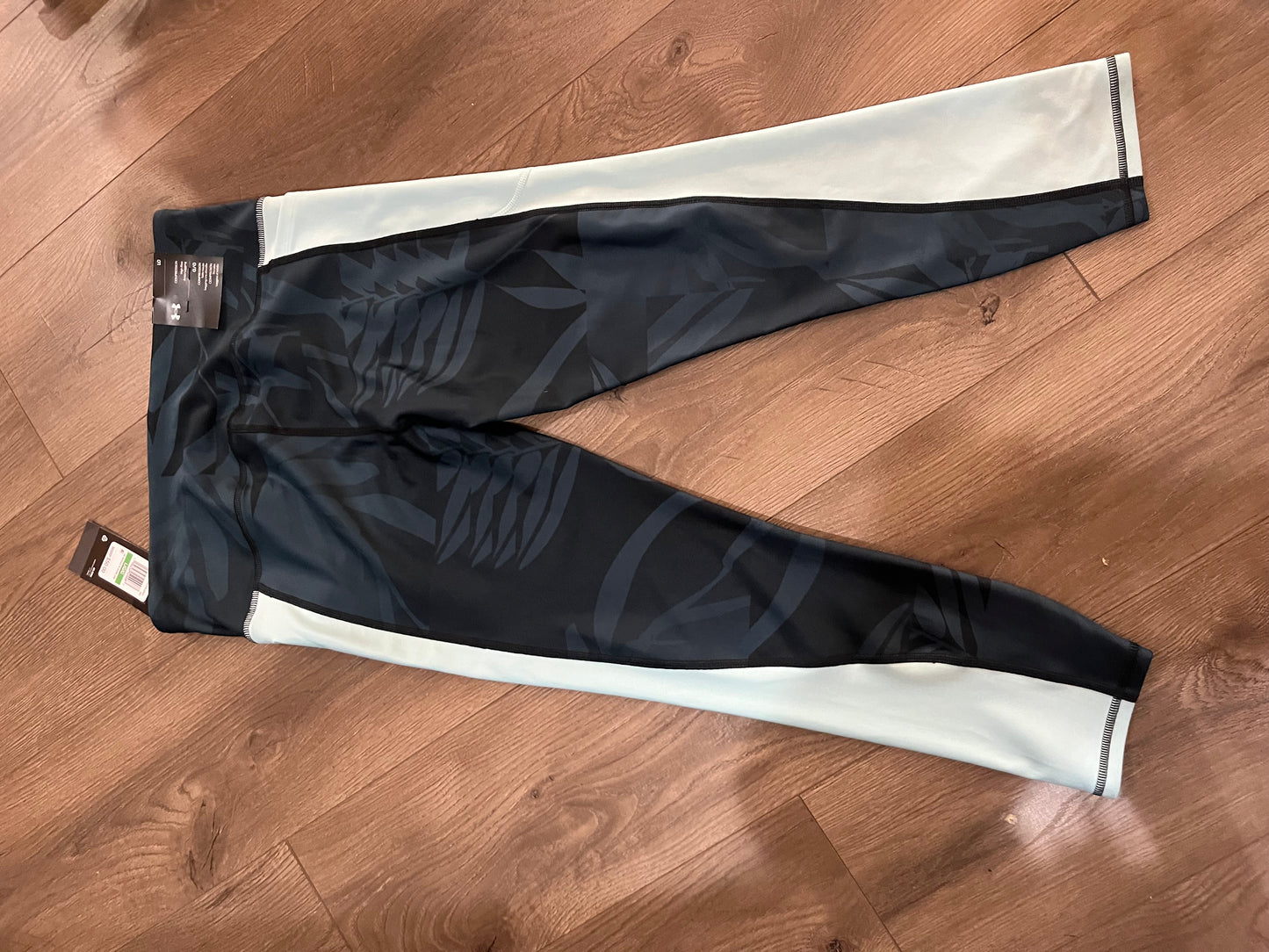 UA Leggings - NWT - Size Large