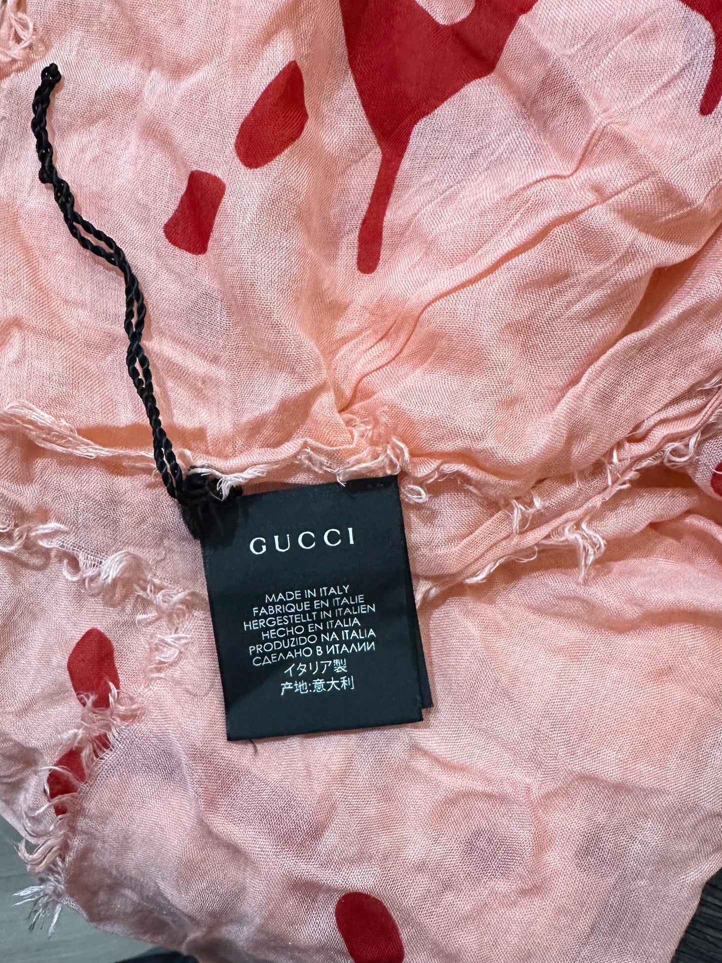 Gucci authentic great condition scarf