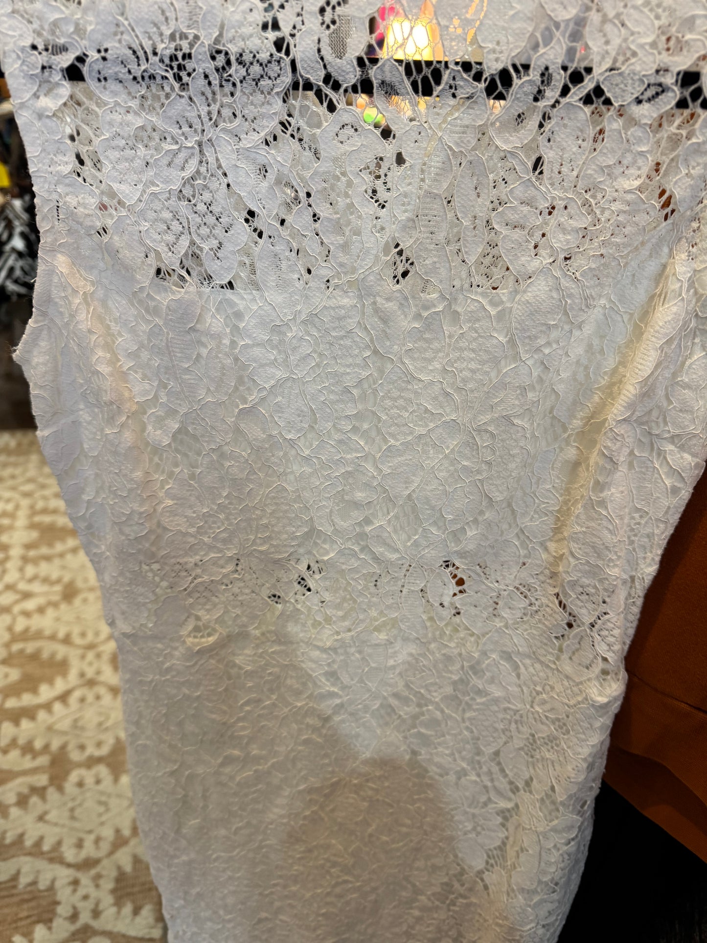 White Lace Sleeveless Dress - Superdo Brand.