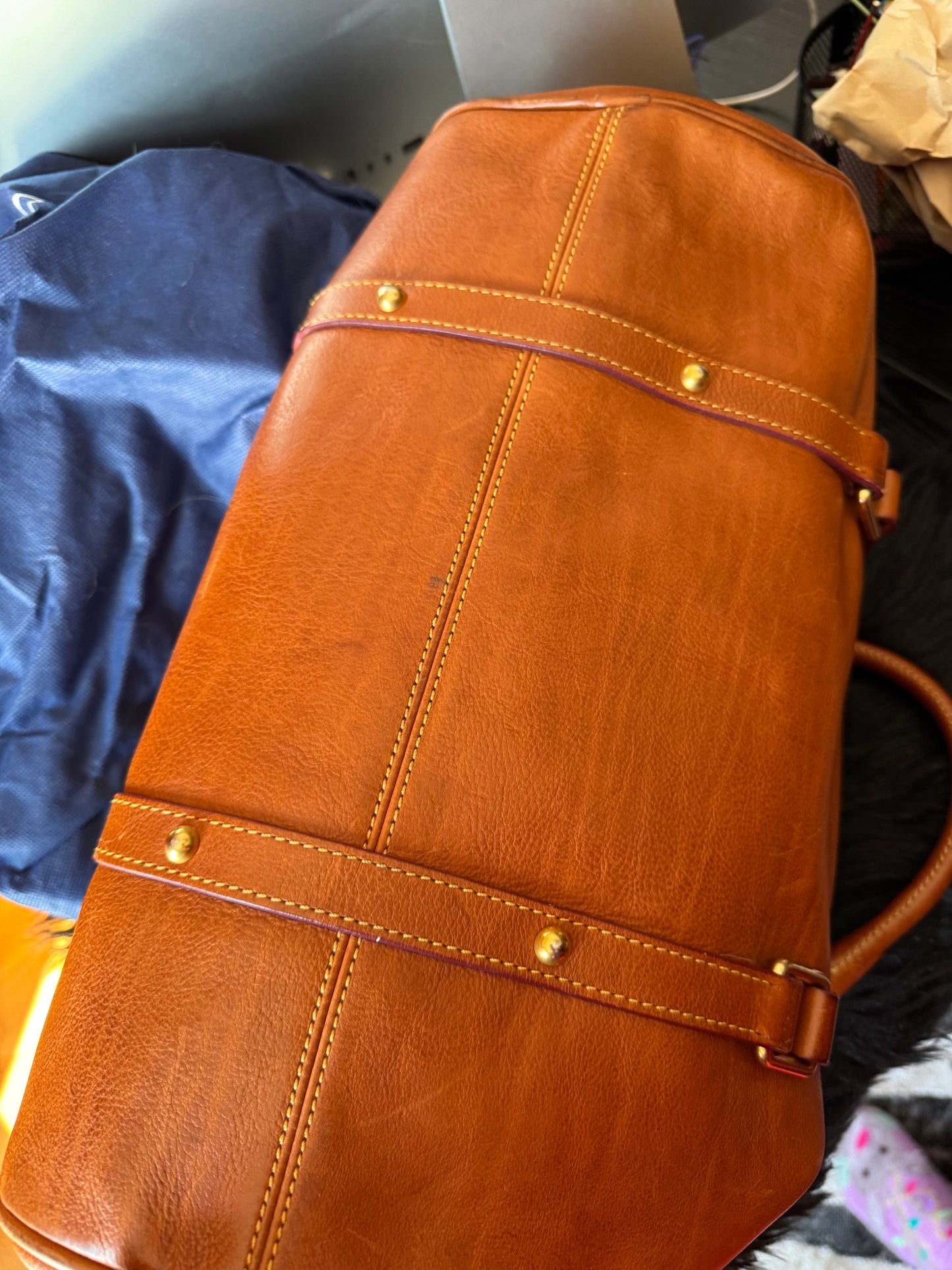 Great condition Dooney & Burke satchel