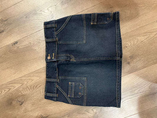 Old Navy - Size 6 Denim Skirt