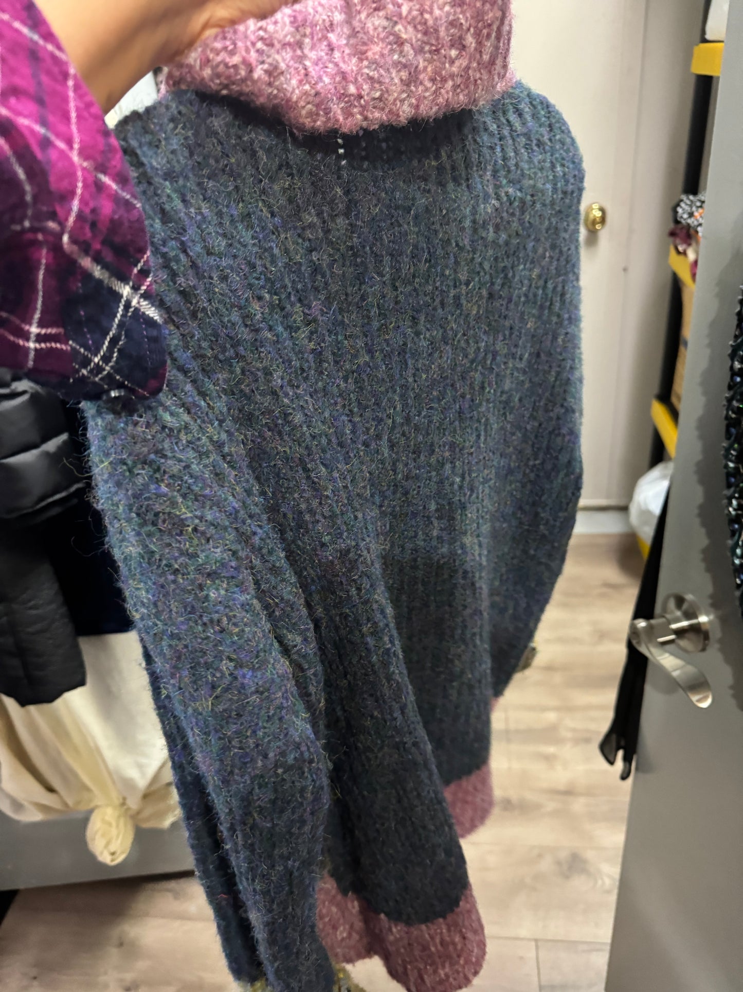 Mystree Turtleneck Sweater - Size Medium