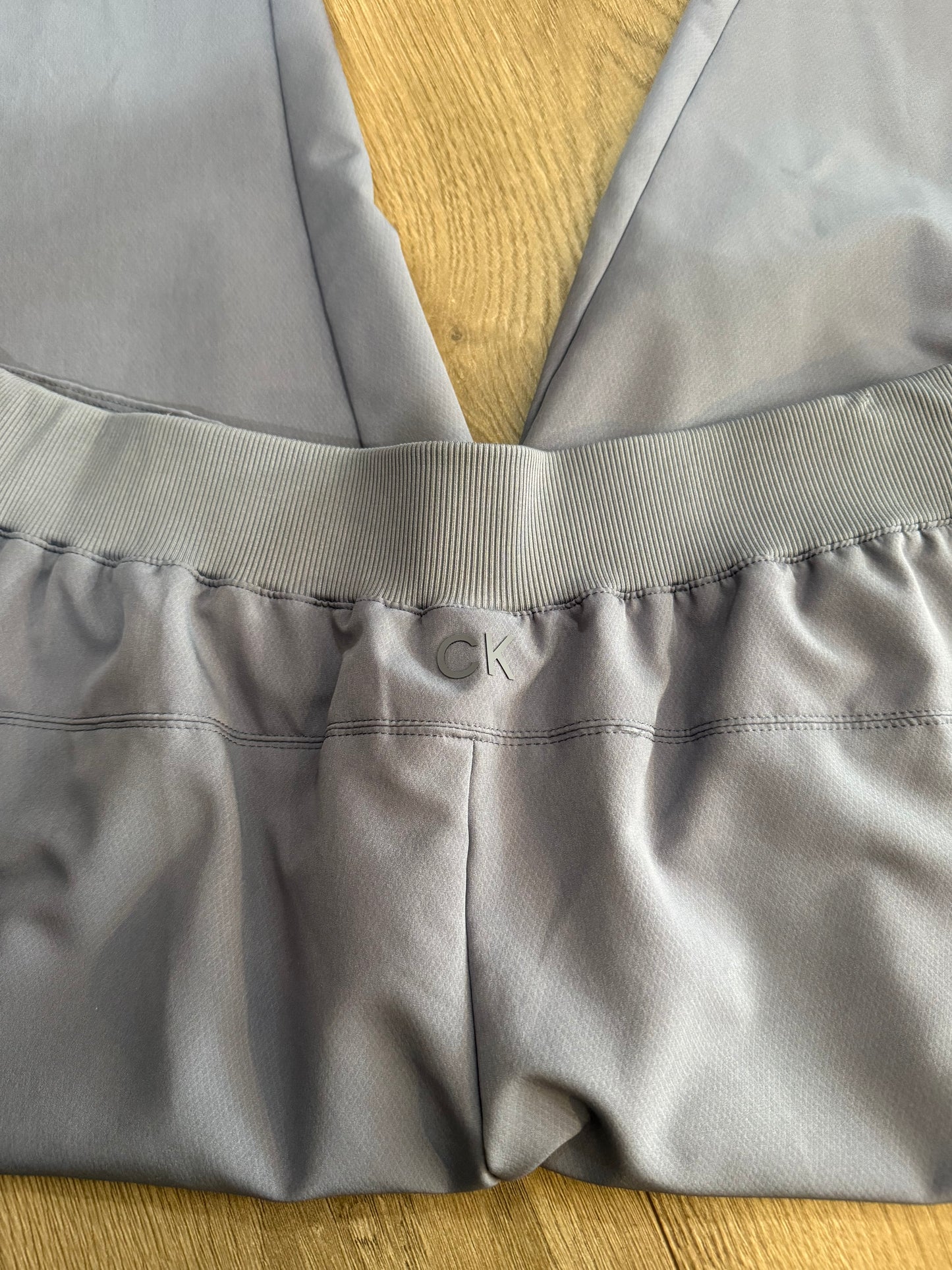 Calvin Klein Size Medium Pants