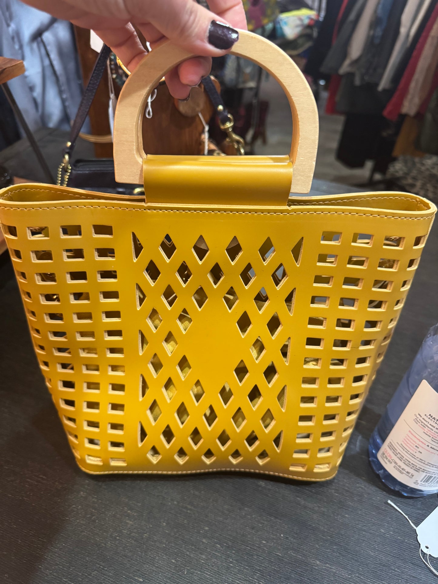 Like New Cute Wooden Handbag