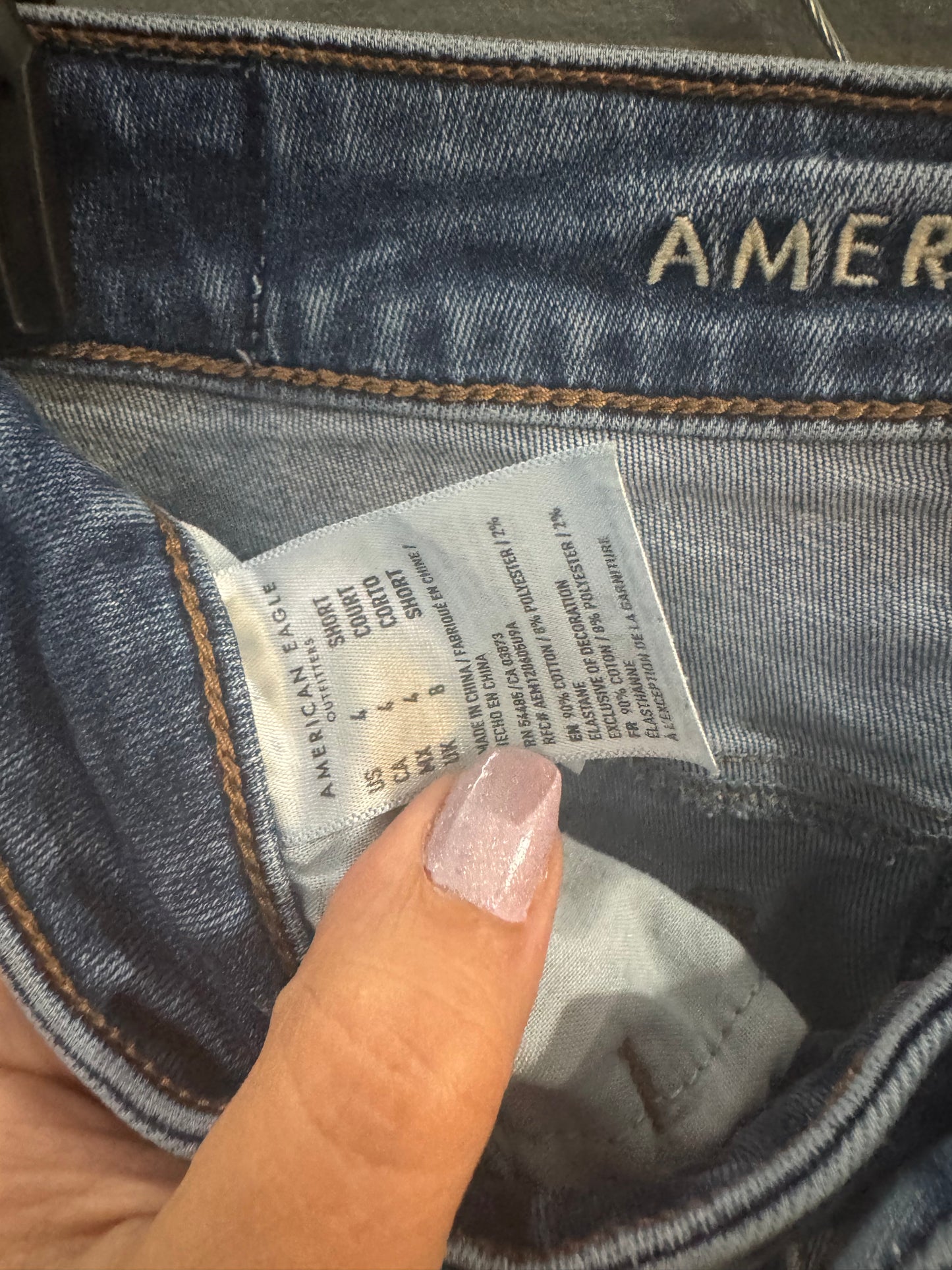 American Eagle - Distressed Jeans - Size 4