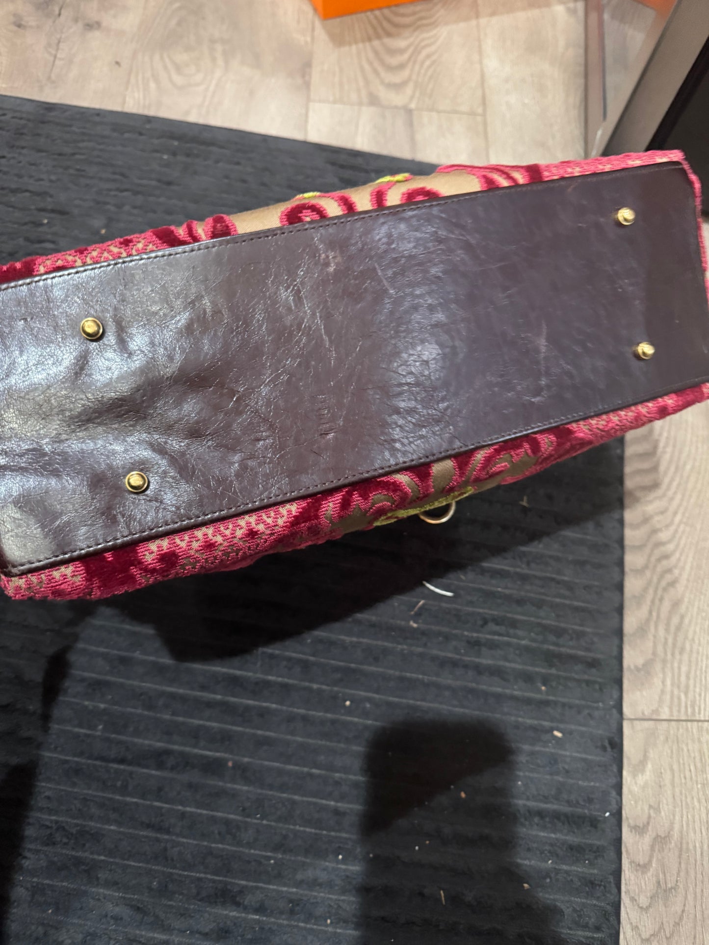 Beautiful Unique Handbag - Large and spacious