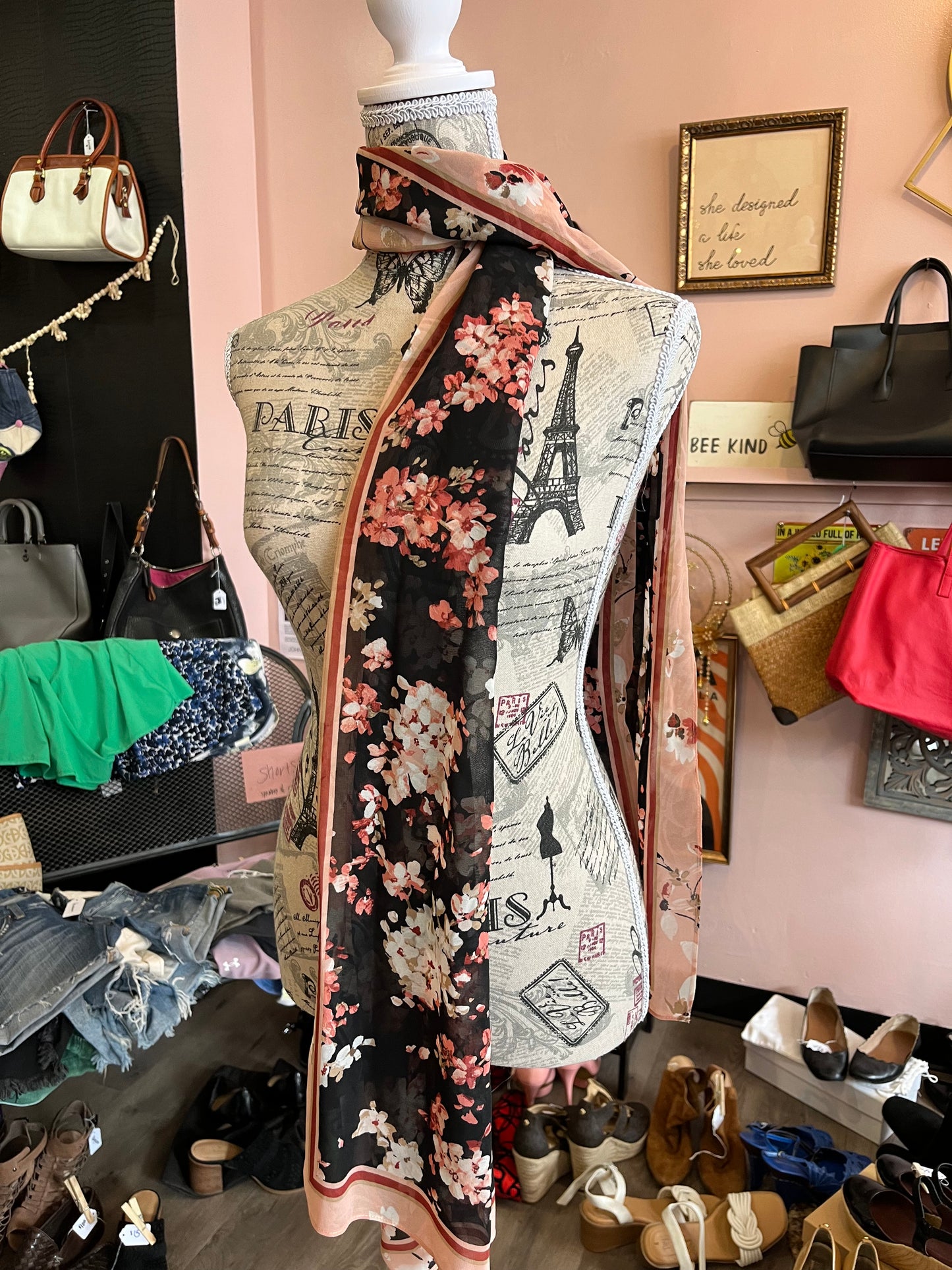 White House black market scarf