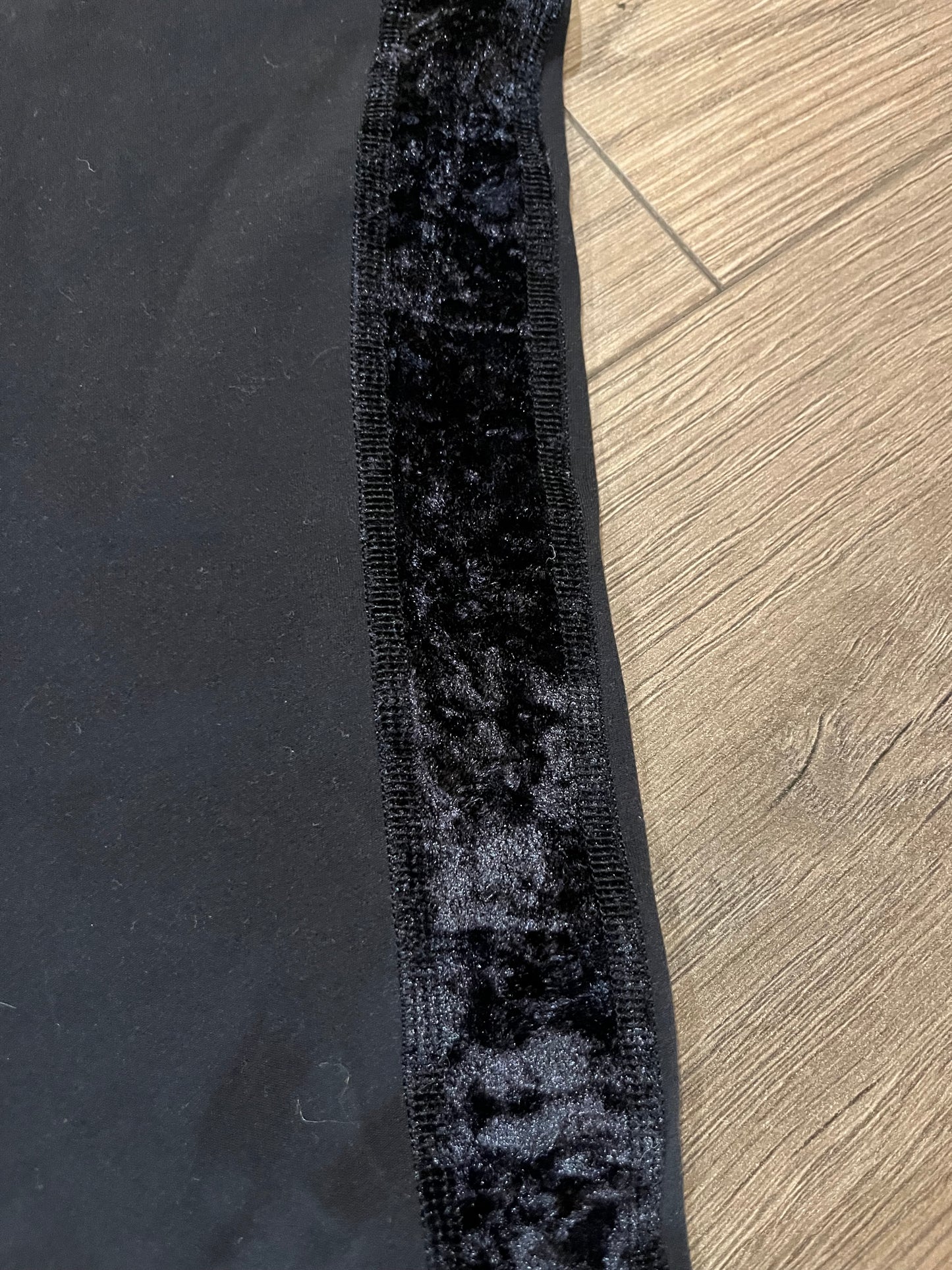 Lululemon size 2 black leggings (with side detail)