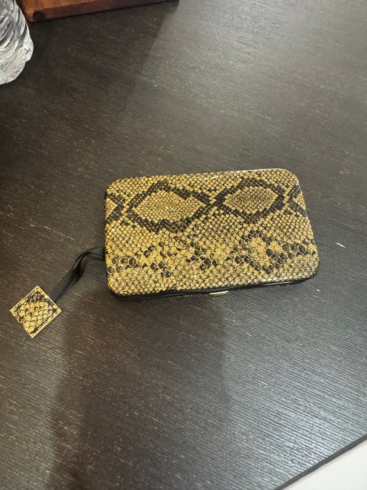Card Holder - LuLu - Never used