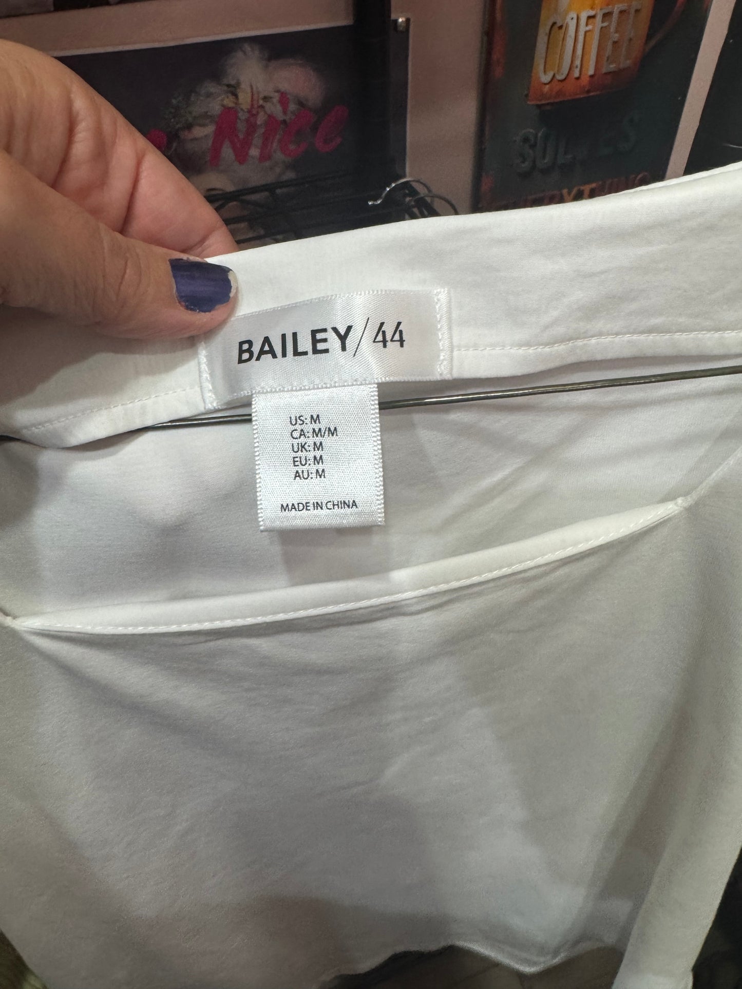 Bailey/44 Size Medium White Blouse