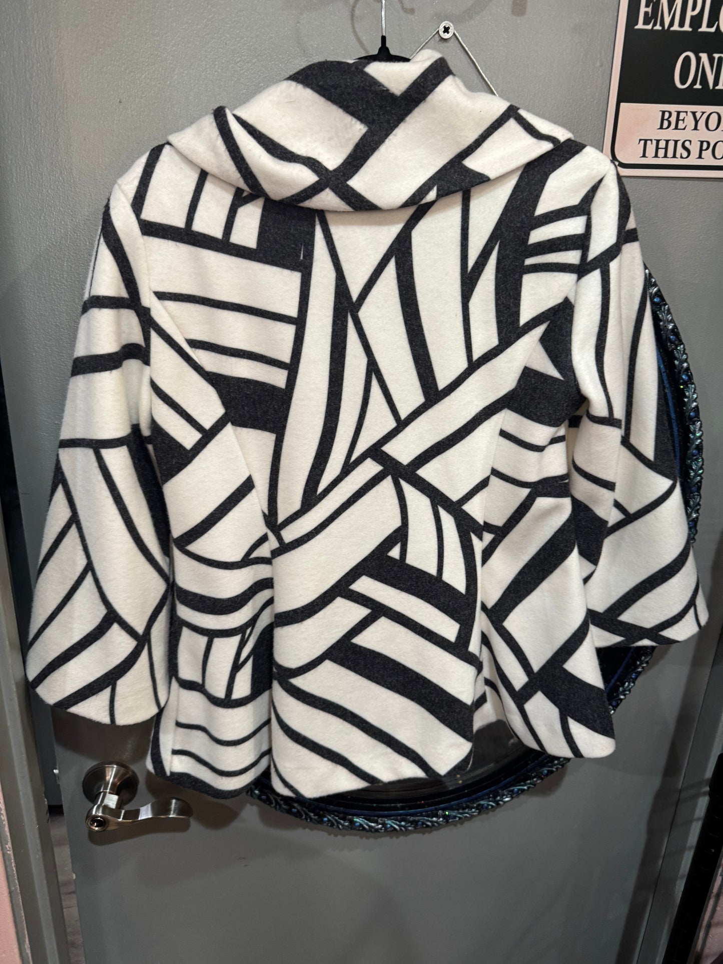 Beautiful Coat - Size Small