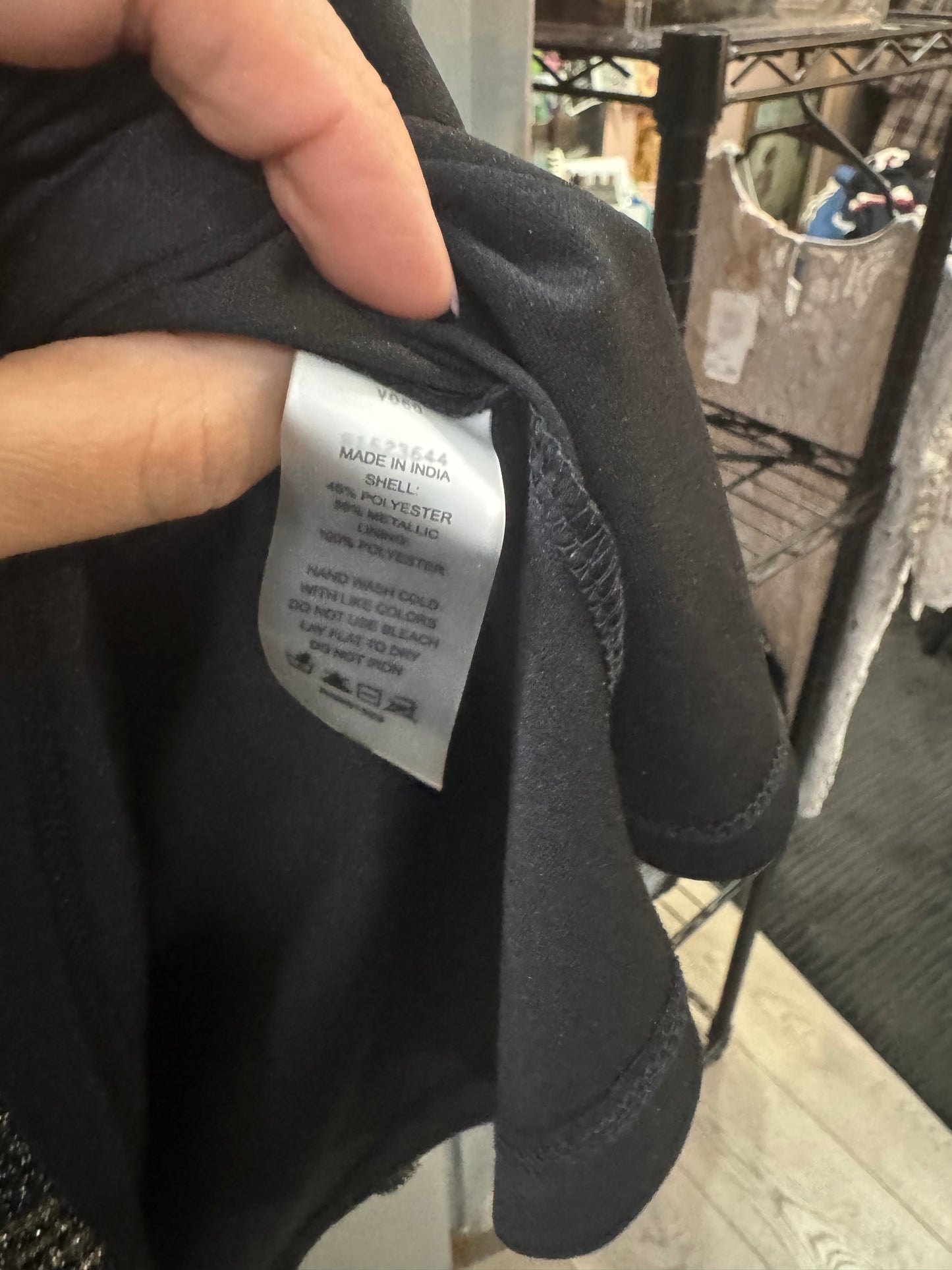 Vince Camuto Size Medium Beautiful Top - Shimmer