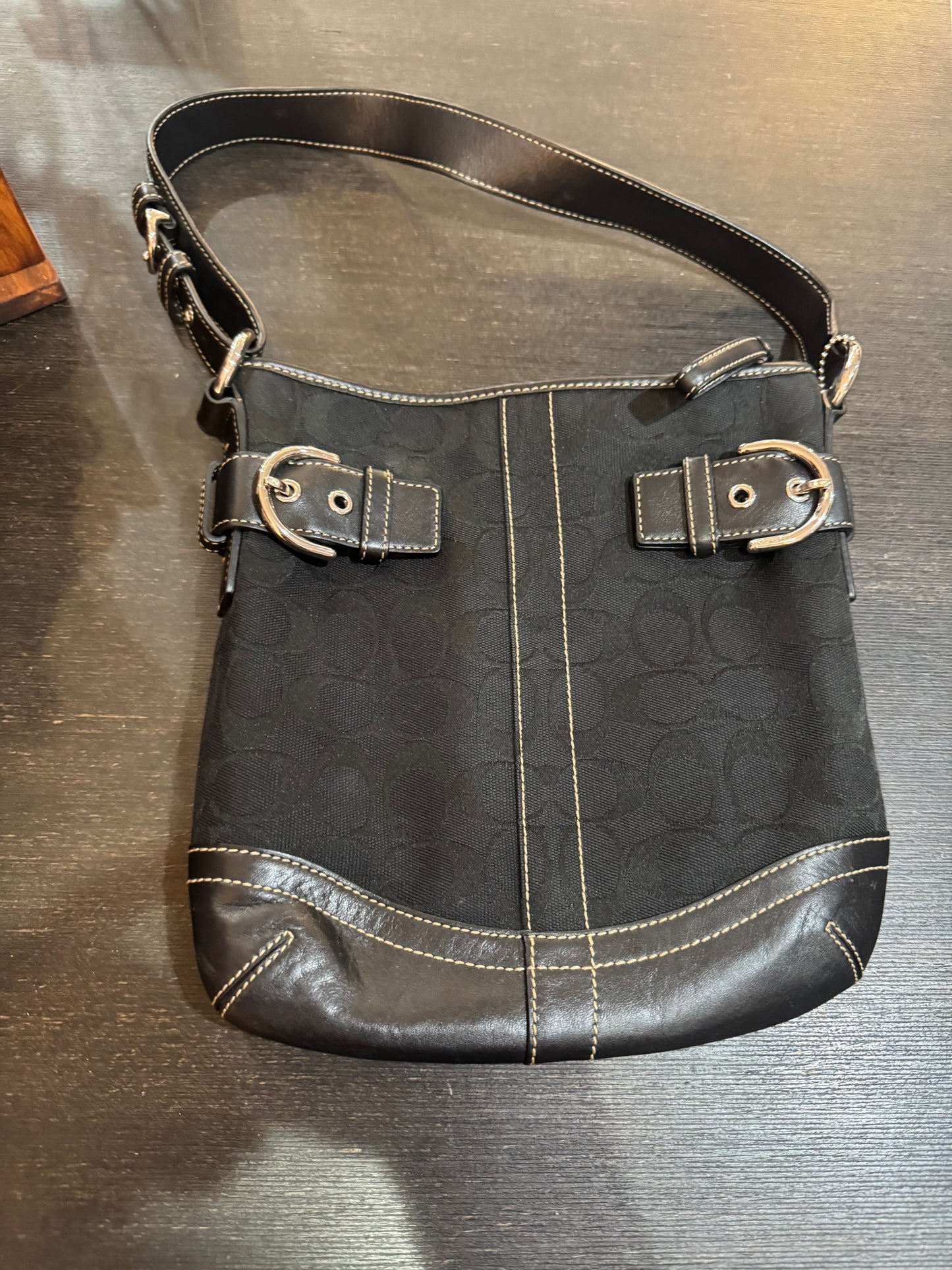 COACH Black Shoulder Bag - PreLoved