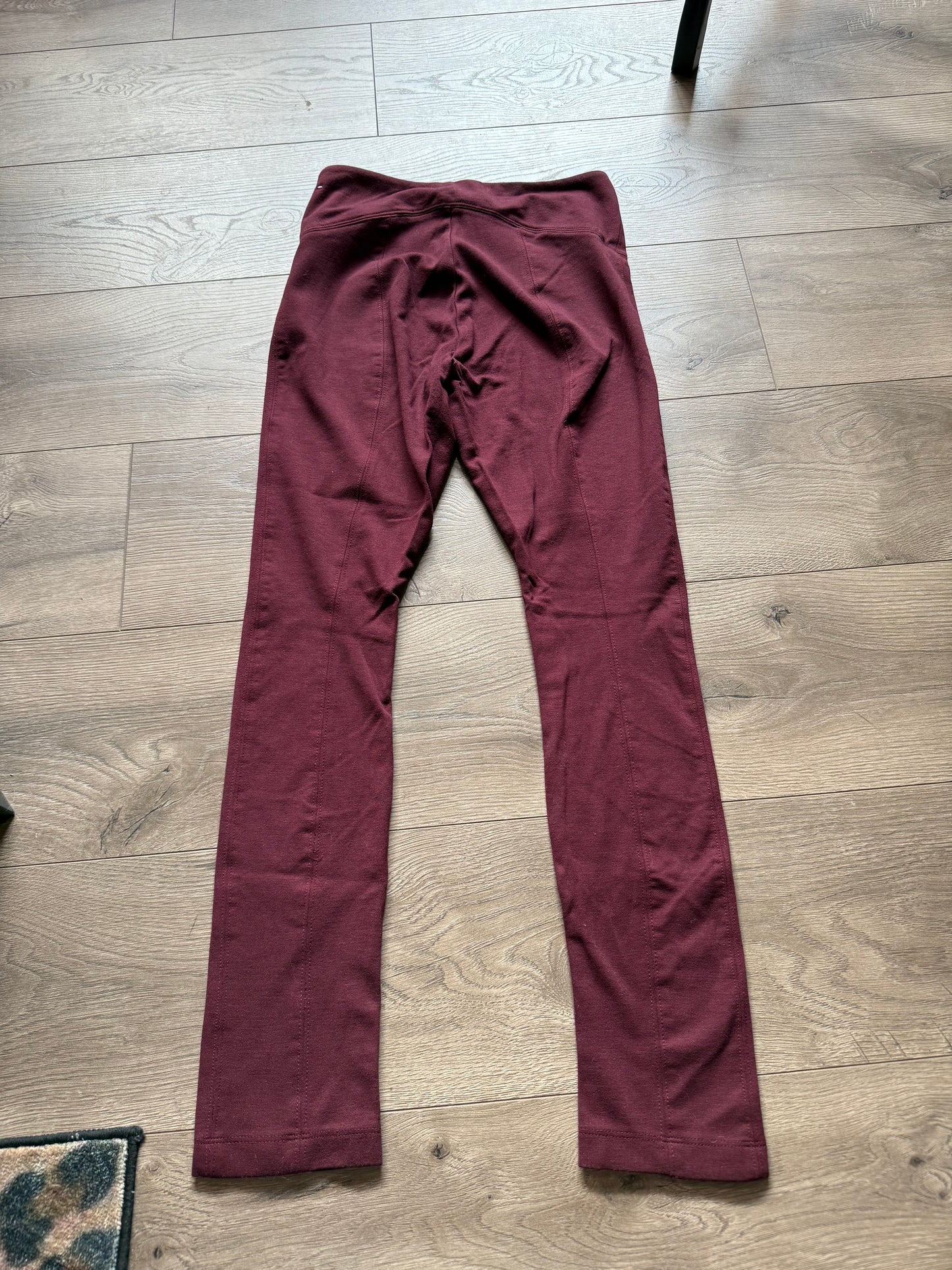 White House Black Market Maroon Size Small Legging