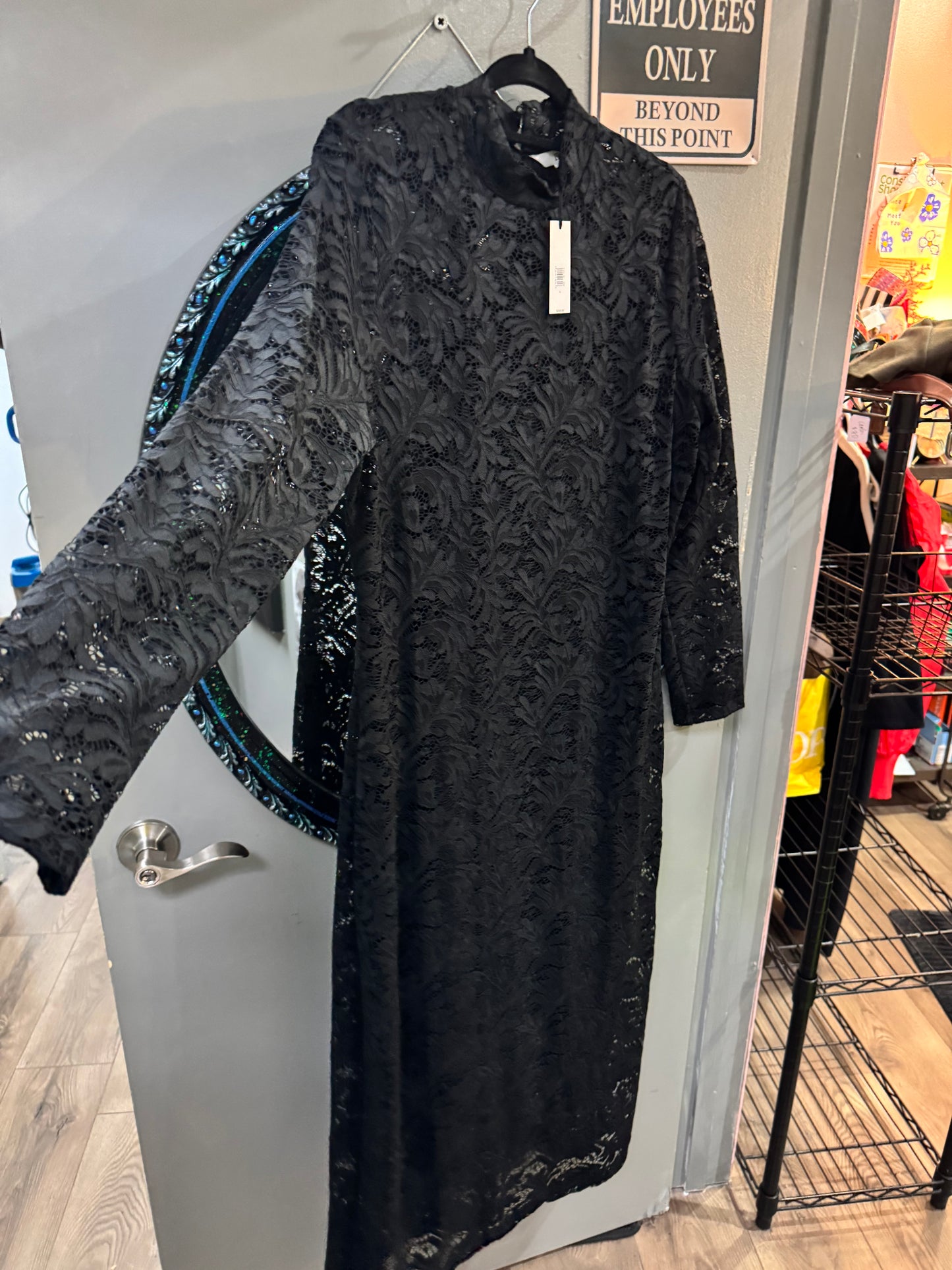 Long Dress - Black - Size Large - Banana Republic