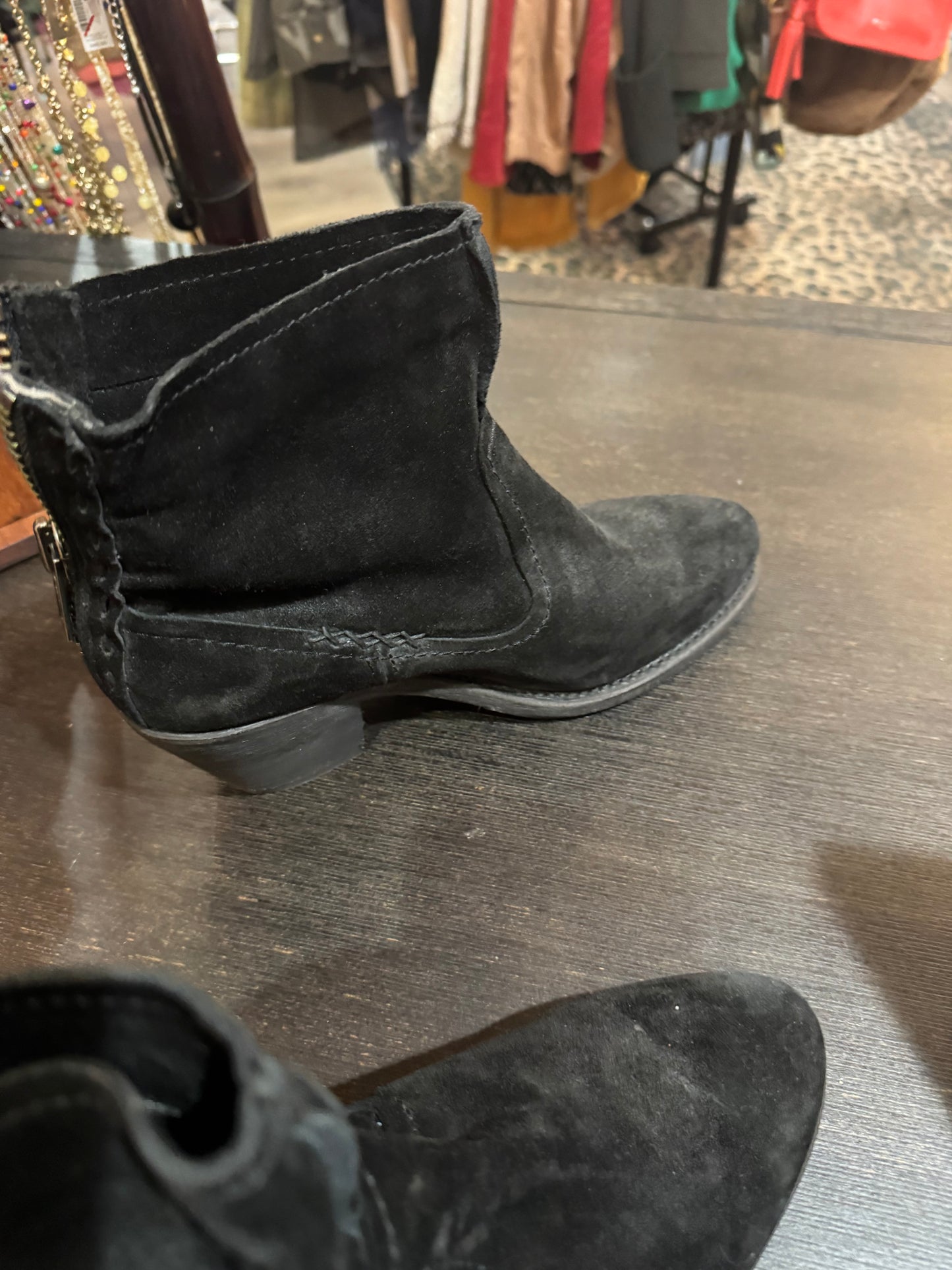 FRYE Brand Boot!  Size 8.5B