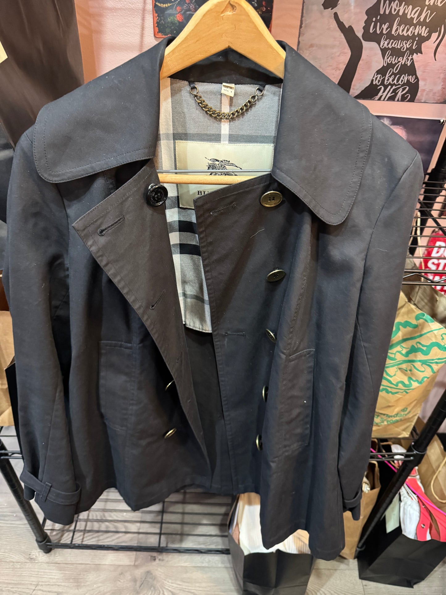 Burberry women’s trench coat. Size 8