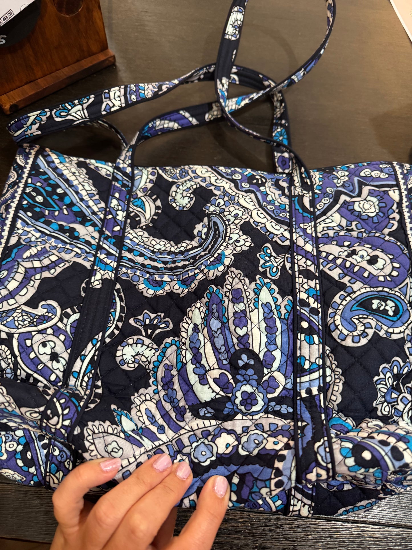 Vera Bradley - Great Condition - Large Bag