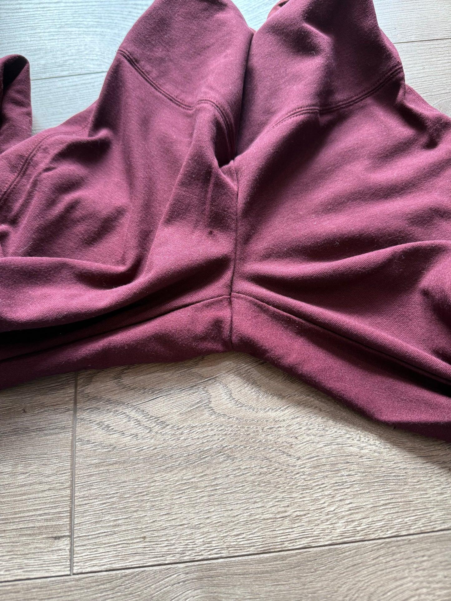 White House Black Market Maroon Size Small Legging
