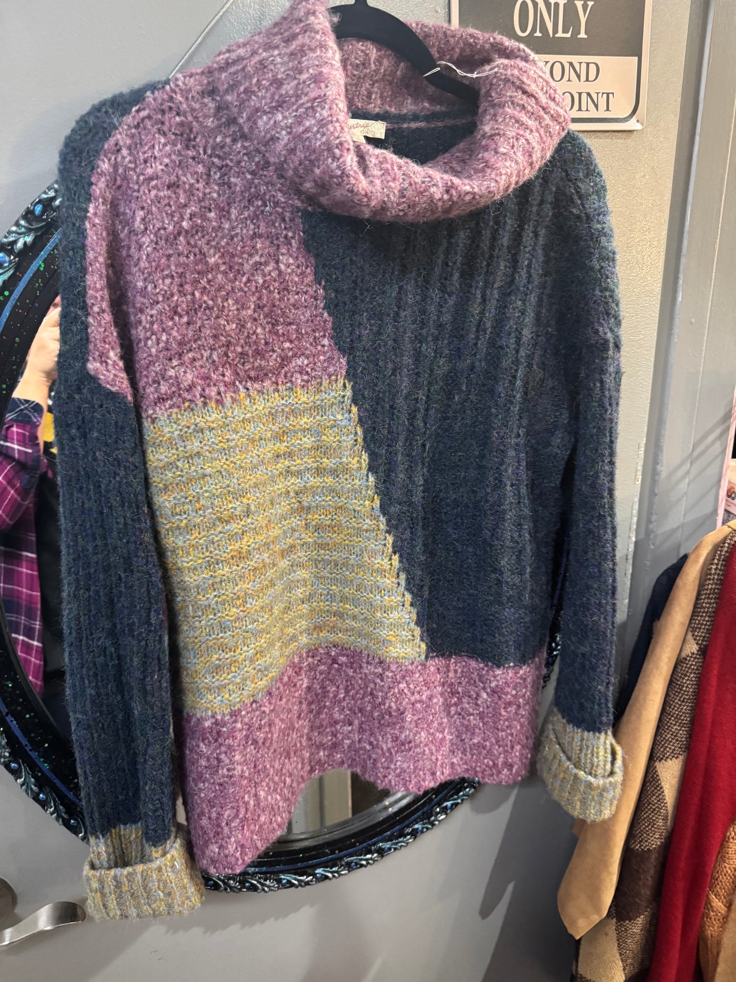 Mystree Turtleneck Sweater - Size Medium