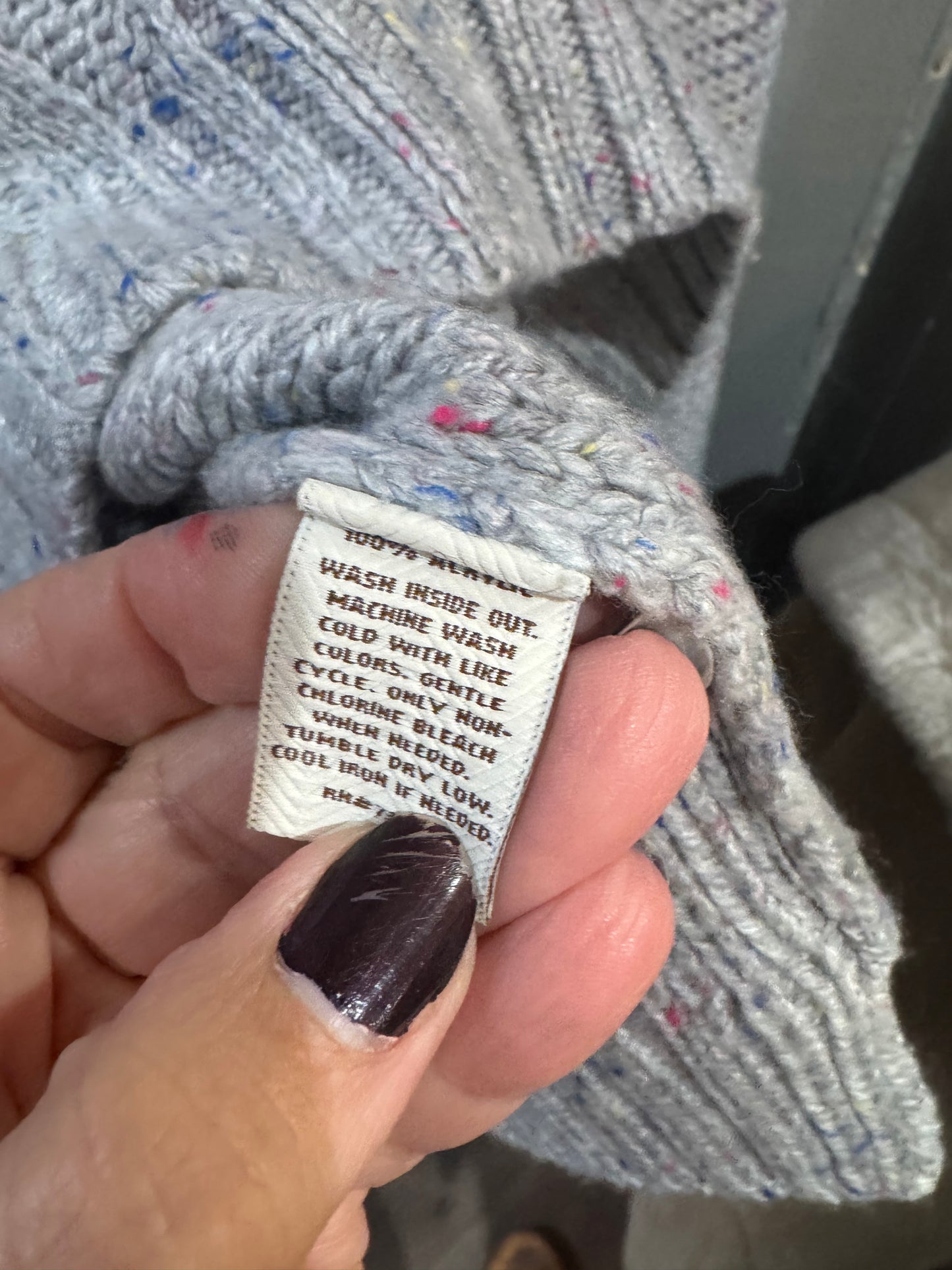 Sonoma Size Medium Sweater - mixed colors