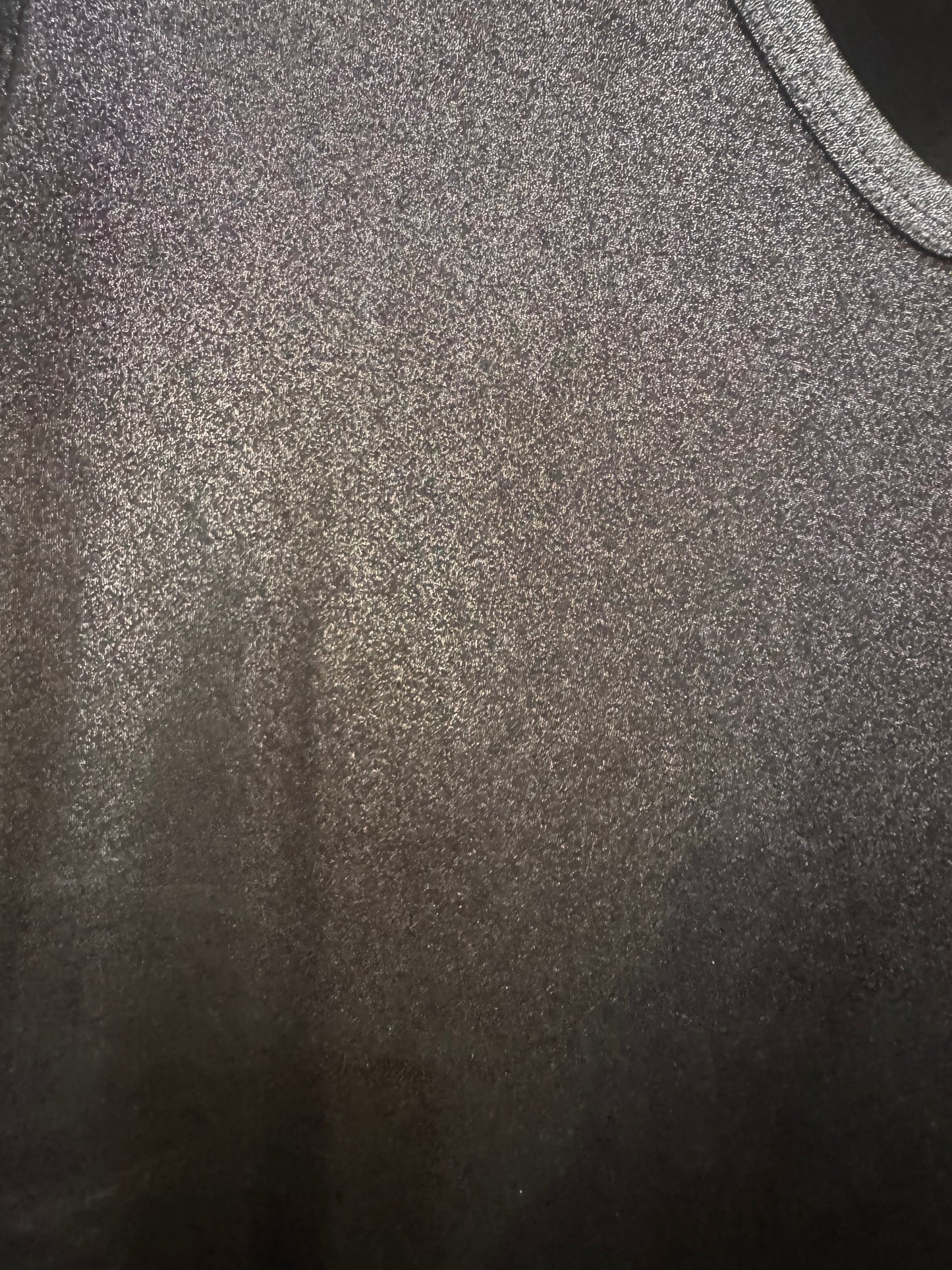 Free Kisses Tshirt - VNECK with Shimmer - Size Medium