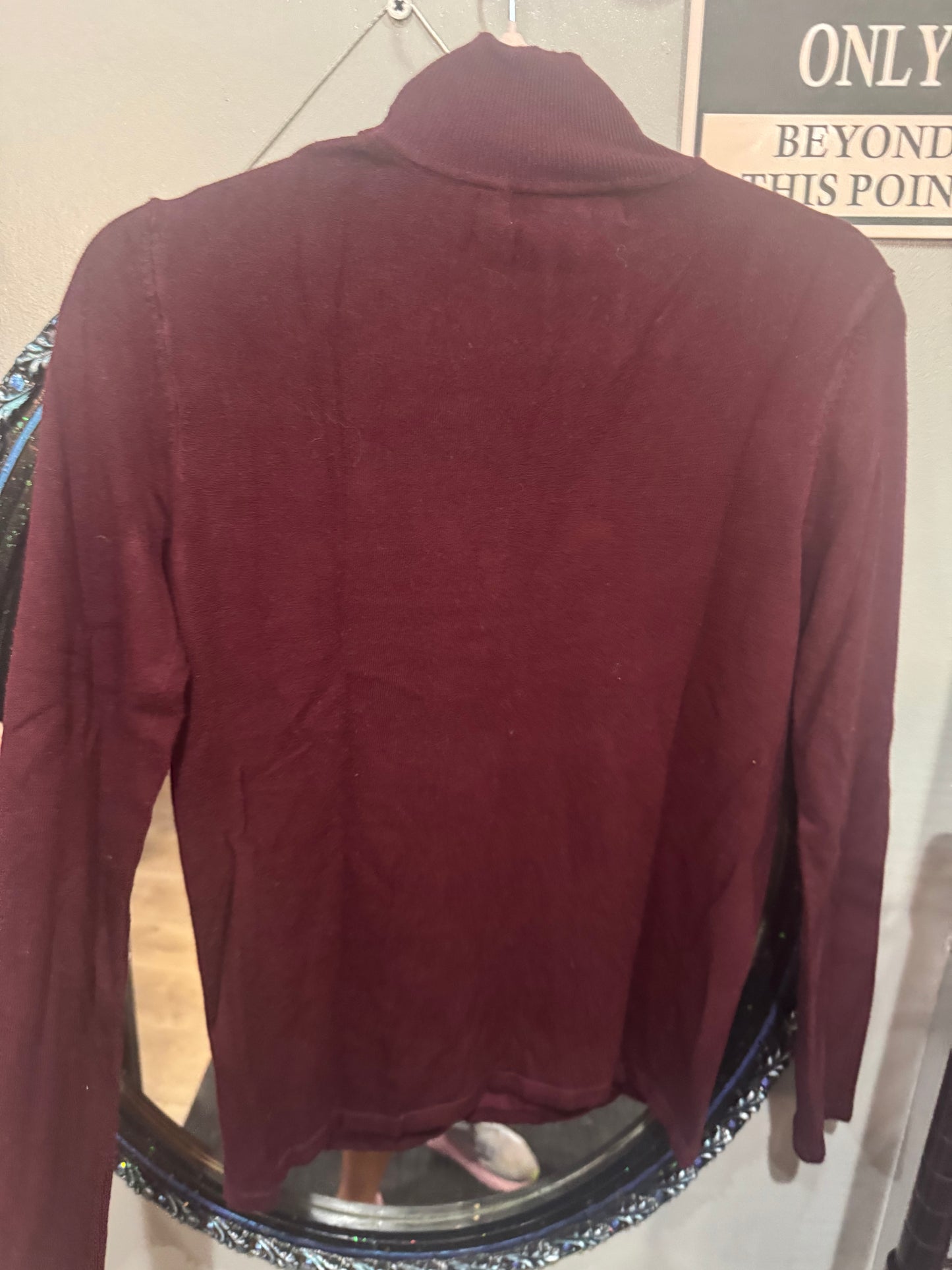 Philosophy Size Medium Maroon Color Sweater