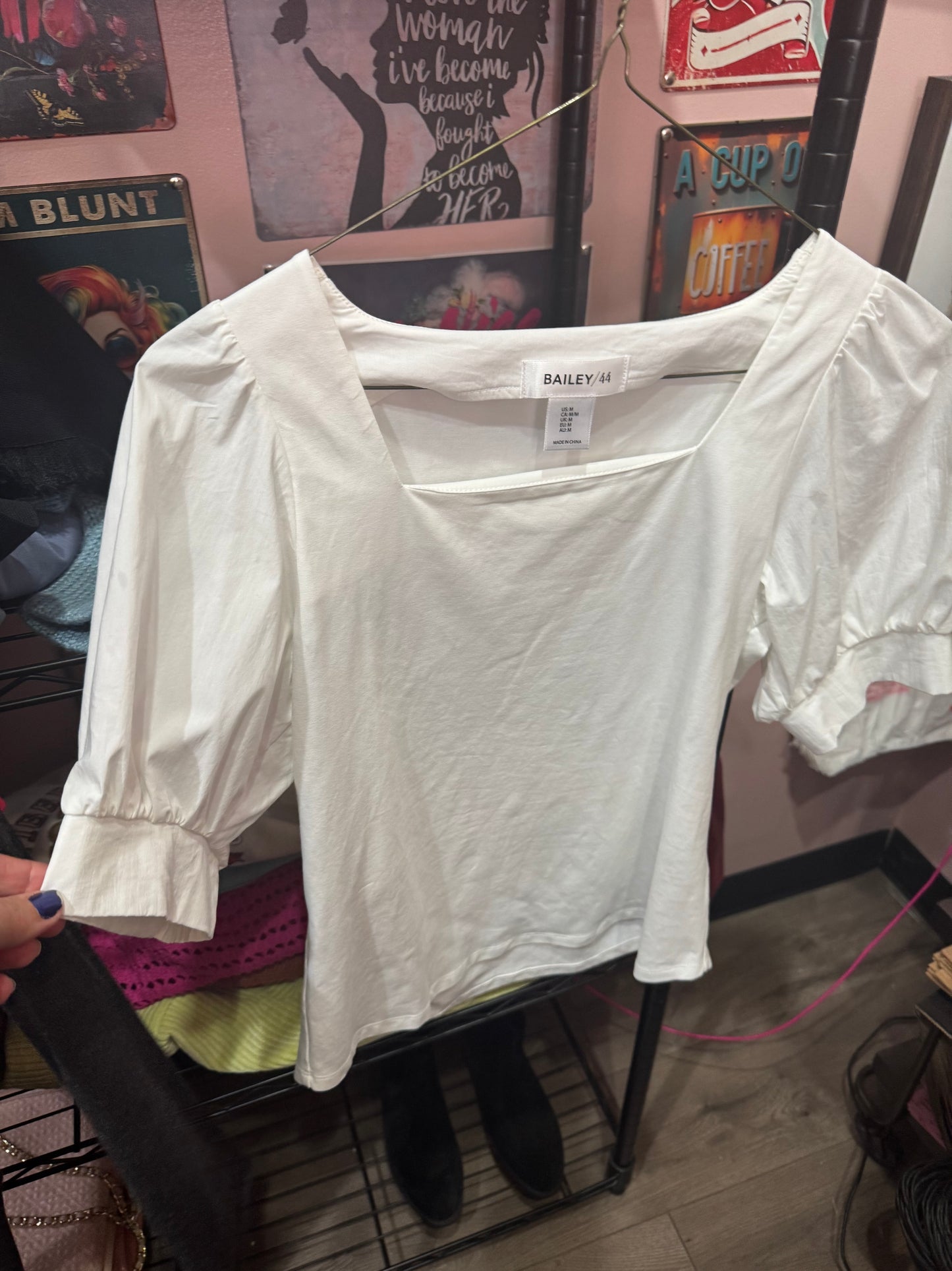 Bailey/44 Size Medium White Blouse