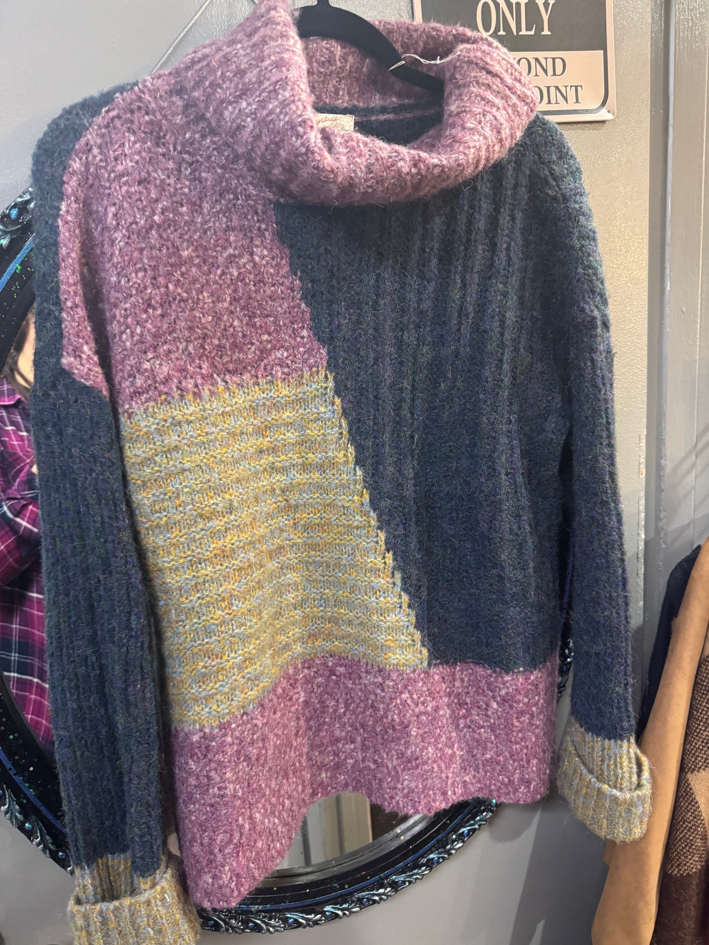 Mystree Turtleneck Sweater - Size Medium